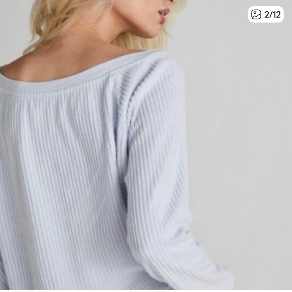 Wildfox Heather light Blue Gray Long Sleeve Top size M - Picture 11 of 12